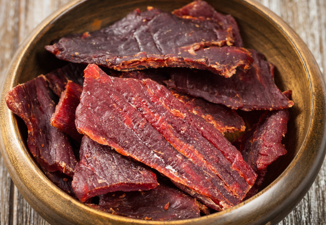 Beef jerky (tørret, strimlet kød)